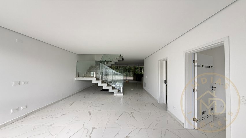 Casa em Condomínio — foto 2 de 39