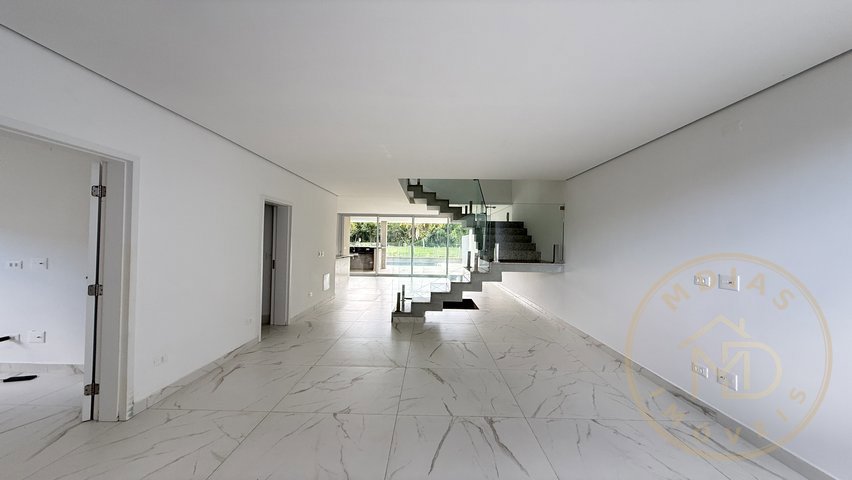 Casa em Condomínio — foto 4 de 42