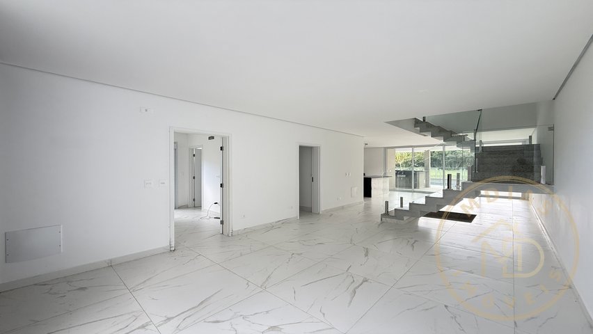 Casa em Condomínio — foto 2 de 42