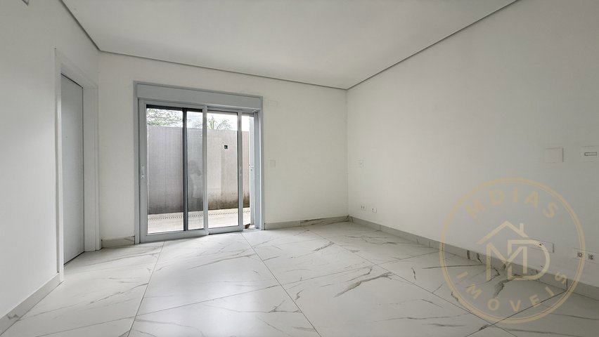 Casa em Condomínio — foto 6 de 37