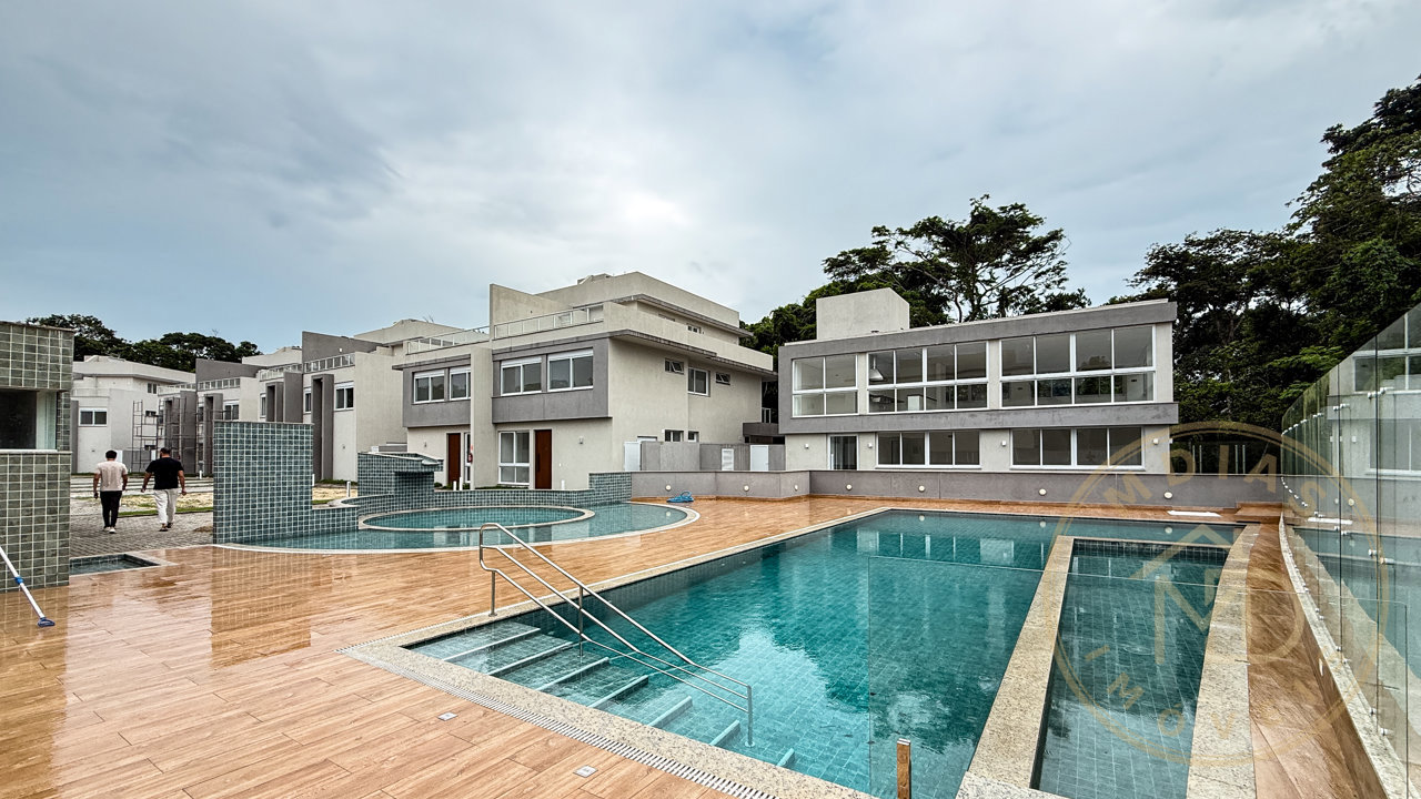 Casa em Condomínio — foto 1 de 6