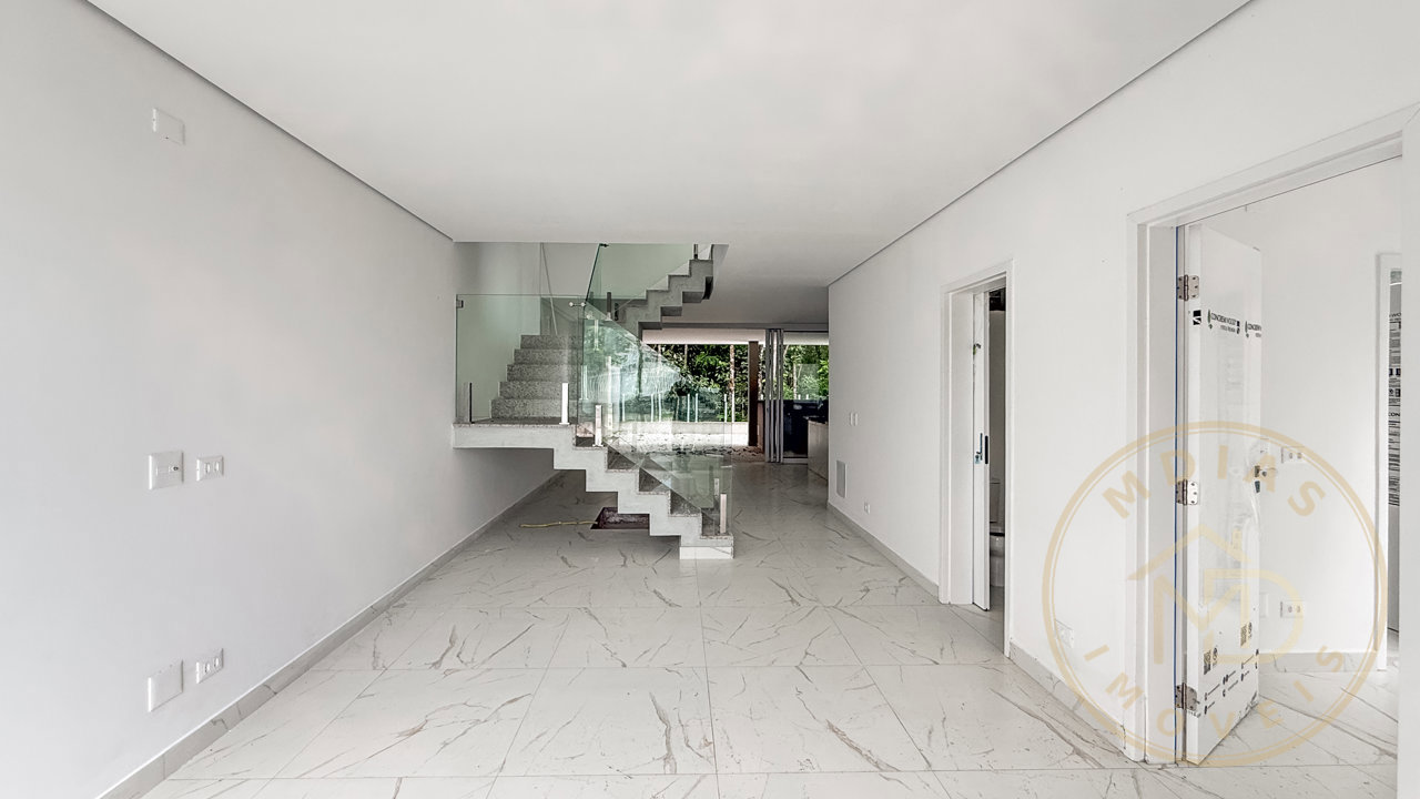 Casa em Condomínio — foto 2 de 57